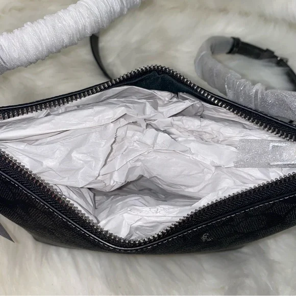 Coach 🩶🖤🩶 signature purse New - Picture 9 of 16